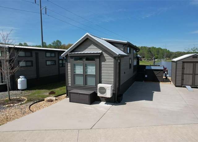Property at 167 Mountain Meadows Cir, Morganton, GA 30560, 1 bed, 1 bath