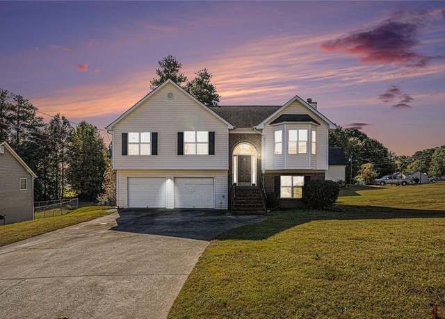 Property at 2733 Cedar Tree Ln, Ellenwood, GA 30294, 5 beds, 3 baths