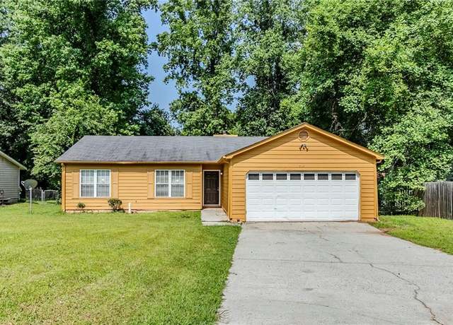 Property at 9119 Woodgreen Way, Jonesboro, GA 30238, 3 beds, 2 baths
