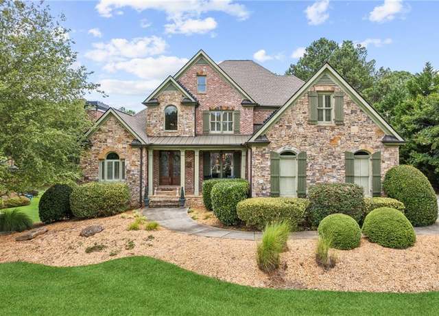 Property at 3215 Kylee Dawn Cir, Lawrenceville, GA 30045, 5 beds, 3.5 baths