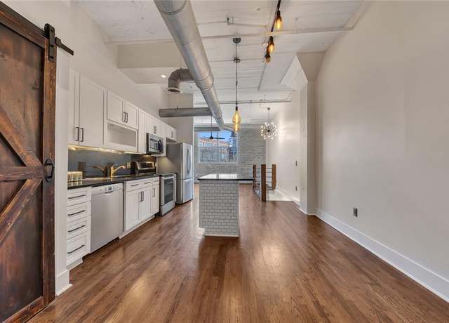Property at 172 Haynes St SW #108, Atlanta, GA 30313, 2 beds, 2 baths