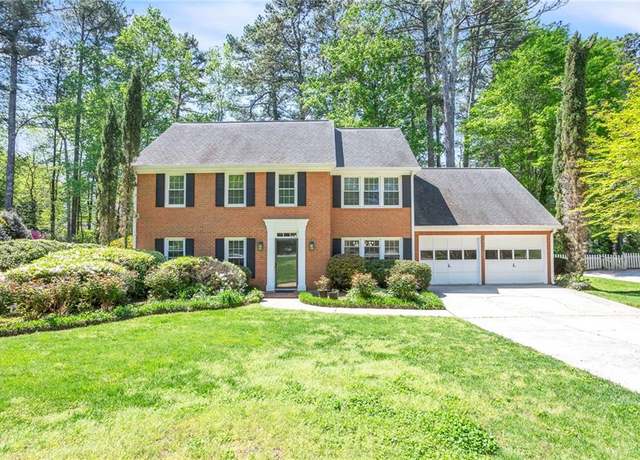 Property at 2830 Scottish Mill Way, Marietta, GA 30068, 5 beds, 2.5 baths