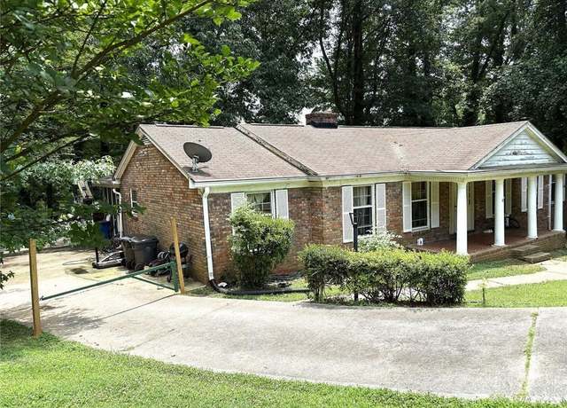 Property at 3006 Glendale Ct, East Point, GA 30344, 3 beds, 2 baths