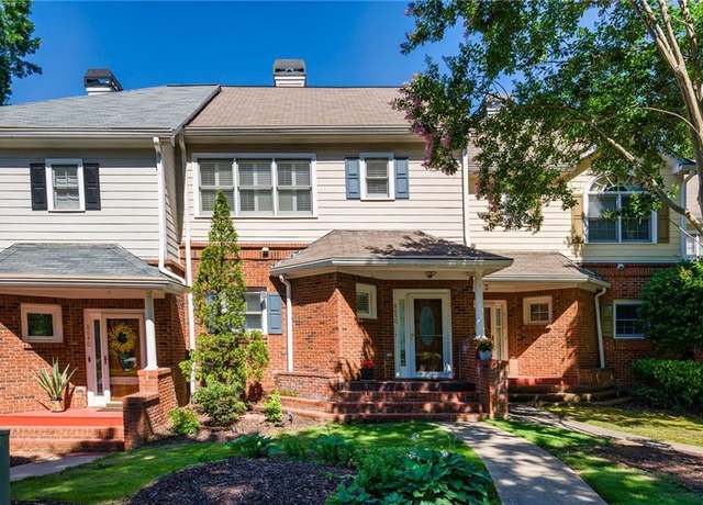 Property at 8650 Hope Mews Ct, Sandy Springs, GA 30350, 3 beds, 2.5 baths