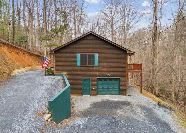 Property at 64 Hart Ct, Ellijay, GA 30540, 3 beds, 3 baths