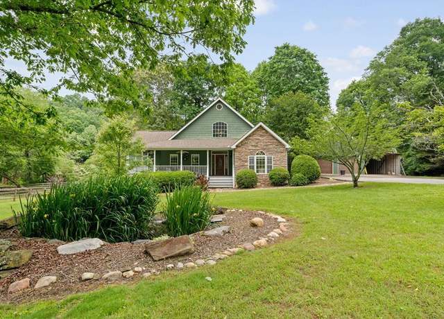 Property at 83 Licklog Rd, Ellijay, GA 30536, 7 beds, 4.5 baths