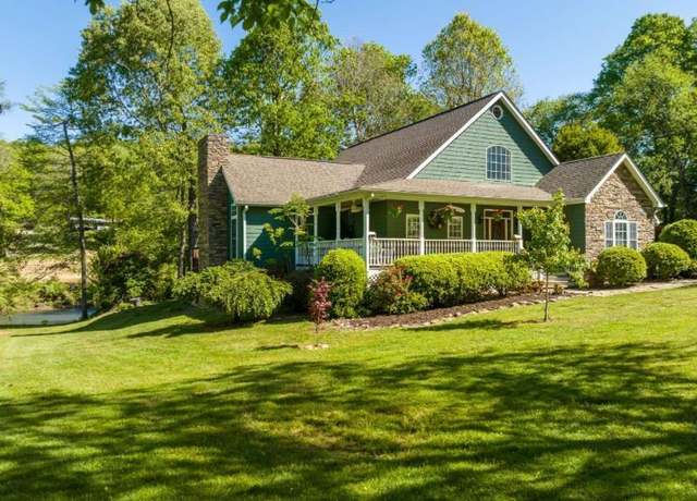 Property at 83 Licklog Rd, Ellijay, GA 30536, 3 beds, 2.5 baths