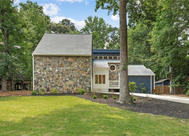 Property at 5296 Amhurst Dr, Peachtree Corners, GA 30092, 4 beds, 3.5 baths