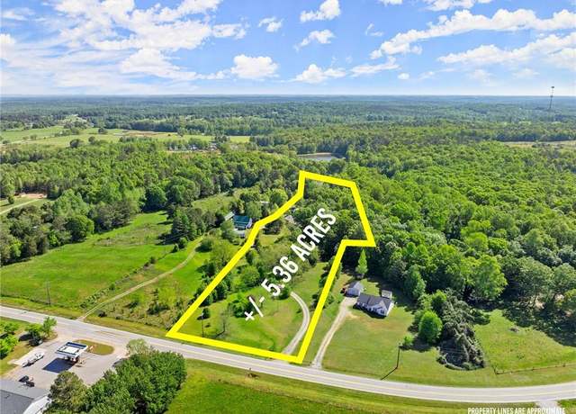 Property at 5198 Holly Springs Rd, Pendergrass, GA 30567, 5 beds, 5 baths