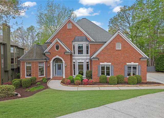 Property at 1025 Saint Marks Walk, Suwanee, GA 30024, 6 beds, 4.5 baths