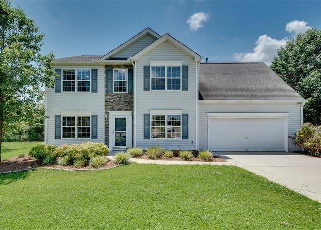 Property at 7550 Springmill Ct, Cumming, GA 30028, 4 beds, 2.5 baths