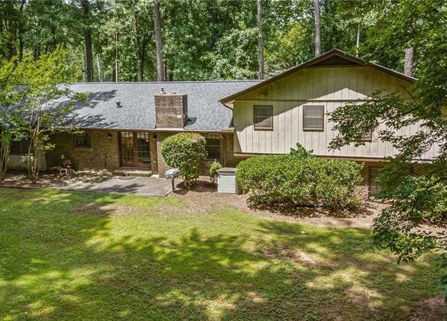 Property at 5632 Stillwater Ct, Stone Mountain, GA 30087, 4 beds, 3 baths