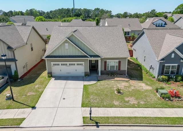 Property at 4669 Summer View Dr, Gainesville, GA 30504, 3 beds, 2 baths