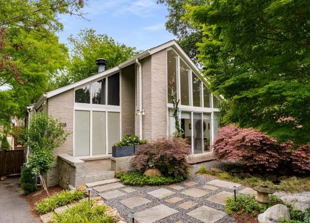 Property at 318 5th St NE, Atlanta, GA 30308, 4 beds, 3 baths