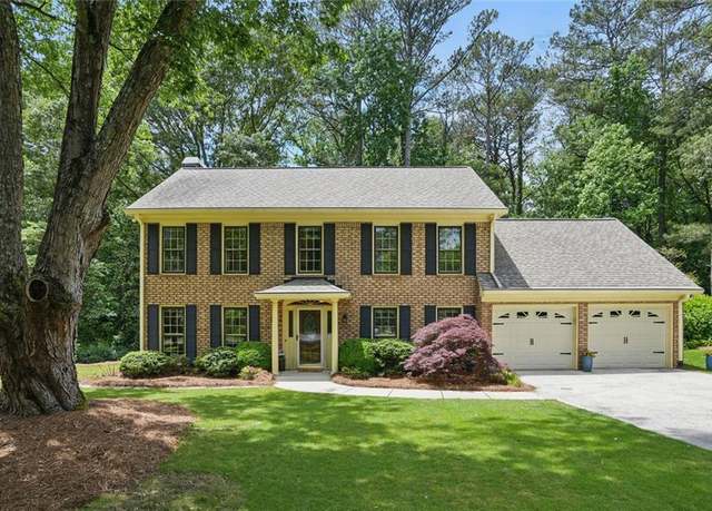 Property at 878 Park Creek Ct SW, Marietta, GA 30064, 4 beds, 2.5 baths