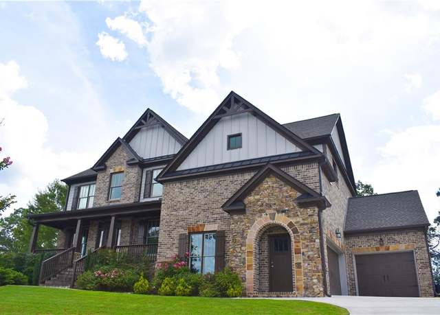 Property at 1008 Woodtrace Ln, Auburn, GA 30011, 5 beds, 4 baths
