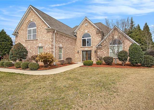 Property at 1132 Venetian Ln, Hampton, GA 30228, 4 beds, 3.5 baths