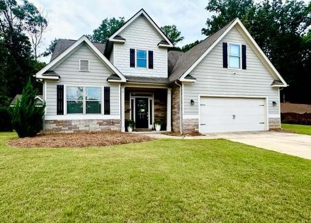Property at 5531 Woodstream Ct, Gainesville, GA 30507, 3 beds, 2.5 baths