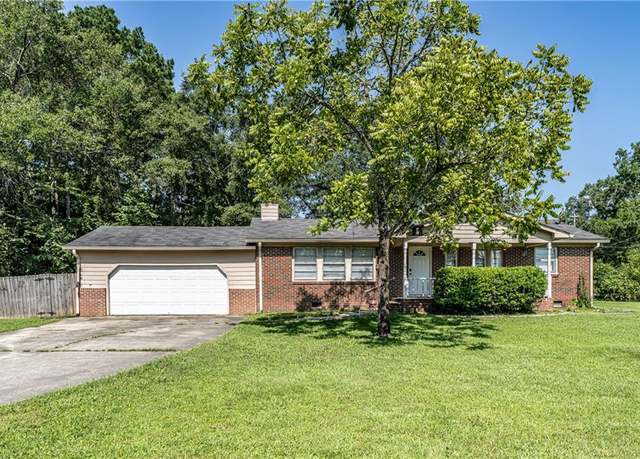 Property at 25 Shoreline Dr NW, Rome, GA 30165, 3 beds, 3 baths