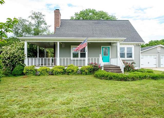 Property at 106 Elm St, Chatsworth, GA 30705, 3 beds, 3 baths