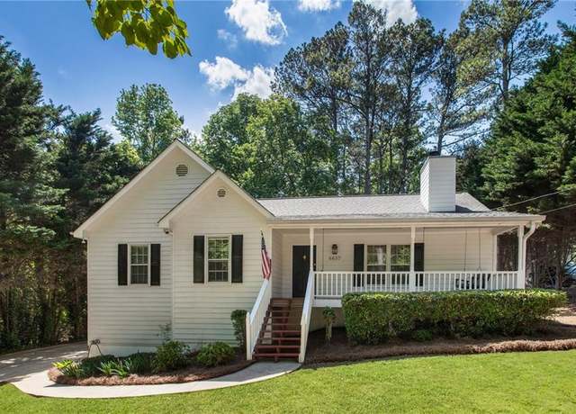 Property at 6637 Oak Farm Dr SE, Acworth, GA 30102, 4 beds, 3 baths