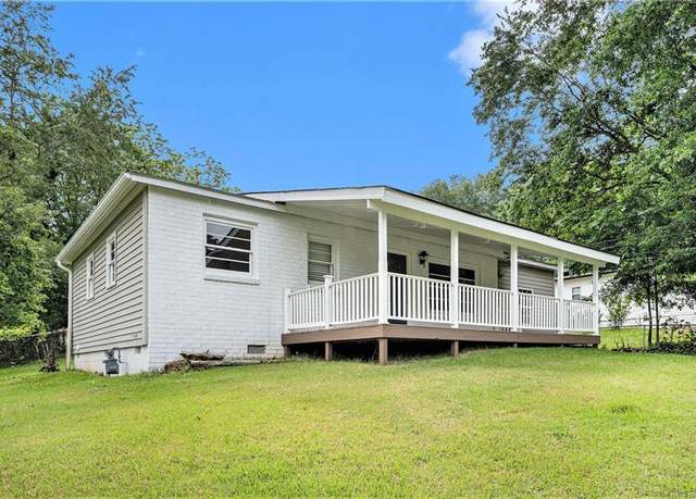 Property at 2621 Walton Way SW, Marietta, GA 30060, 3 beds, 2 baths