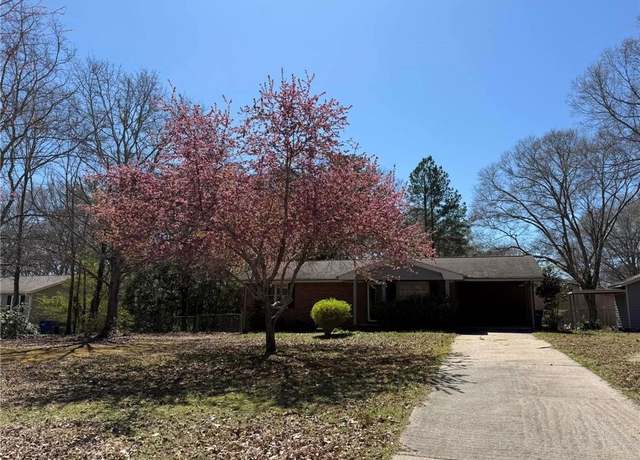 Property at 858 Idlewood Rd, Winder, GA 30680, 4 beds, 2 baths