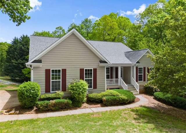 Property at 389 Crooked Creek Dr, Dahlonega, GA 30533, 4 beds, 2.5 baths