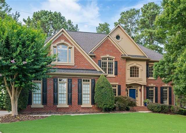 Property at 4622 Traywick Dr, Marietta, GA 30062, 6 beds, 5 baths