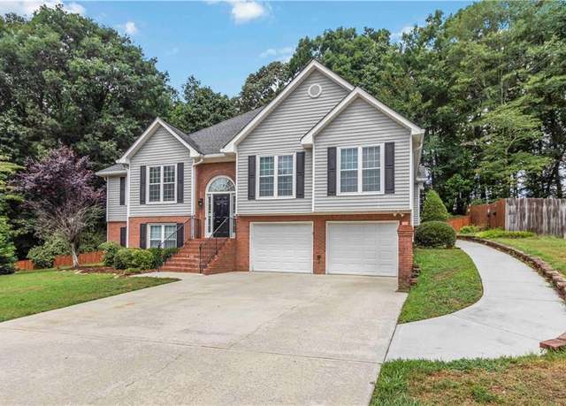 Property at 556 Wine Cluster Ct, Grayson, GA 30017, 5 beds, 3 baths