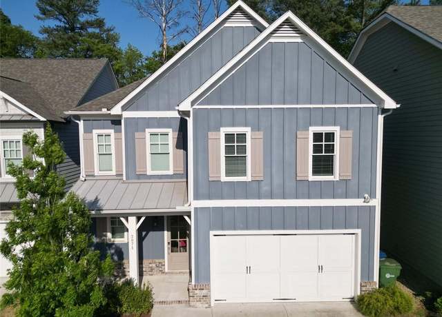 Property at 2071 Westside Blvd, Atlanta, GA 30318, 4 beds, 2.5 baths