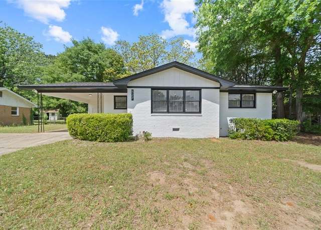 Property at 527 American Blvd, Warner Robins, GA 31093, 3 beds, 1.5 baths