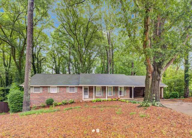 Property at 333 Lynne Cir, Alpharetta, GA 30009, 4 beds, 3 baths