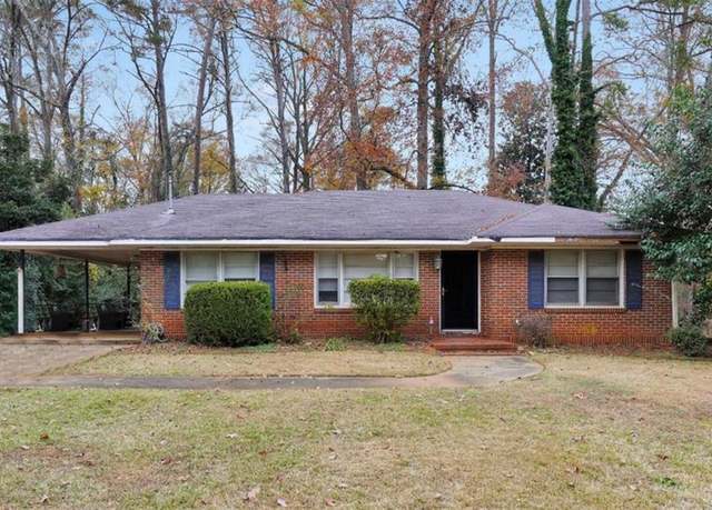 Property at 713 Forrest Ave, Griffin, GA 30224, 4 beds, 2 baths