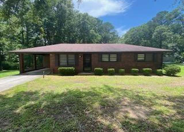 Property at 1409 Laboon Rd, Monroe, GA 30655, 3 beds, 1.5 baths