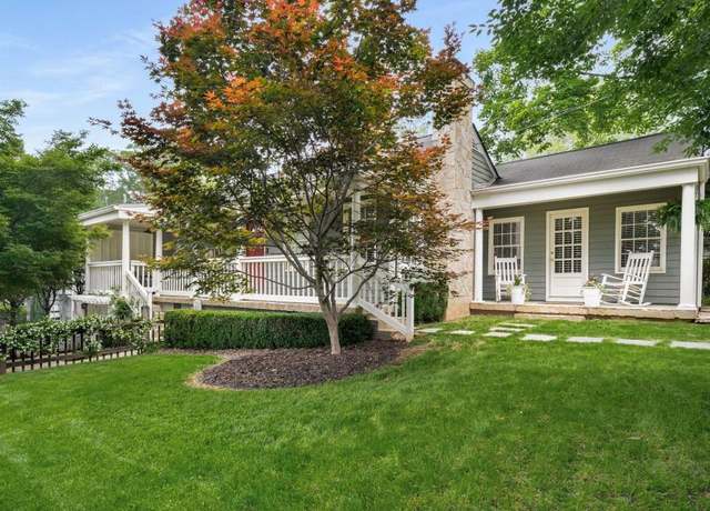 Property at 132 East Dr NE, Atlanta, GA 30305, 3 beds, 2 baths