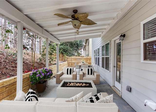 Property at 264 Ascott Ln, Woodstock, GA 30189, 4 beds, 2.5 baths