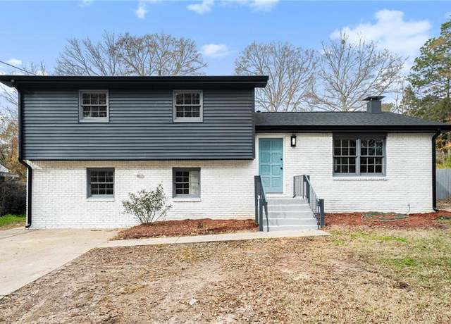 Property at 6709 Londonderry Dr, Morrow, GA 30260, 4 beds, 2.5 baths