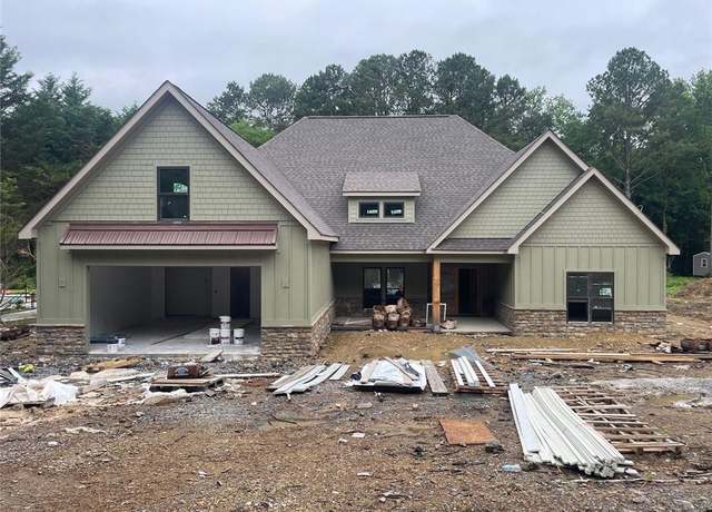 Property at 130 Cambridge Ct, Calhoun, GA 30701, 4 beds, 3.5 baths