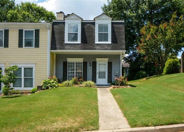 Property at 3973 Wolcott Cir, Atlanta, GA 30340, 2 beds, 2.5 baths