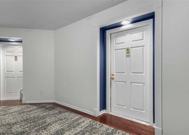 Property at 244 13th St NE #121, Atlanta, GA 30309, 2 beds, 1.5 baths