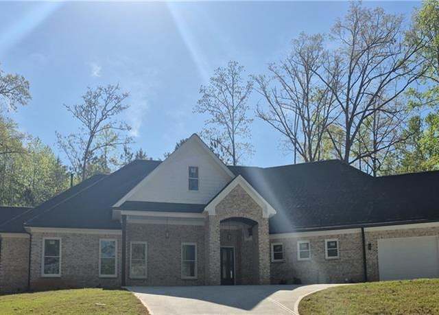 Property at 6029 Wellington Ave, Gainesville, GA 30506, 4 beds, 3 baths