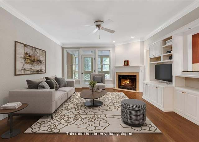 Property at 1020 Riverside Rd, Roswell, GA 30076, 3 beds, 3.5 baths
