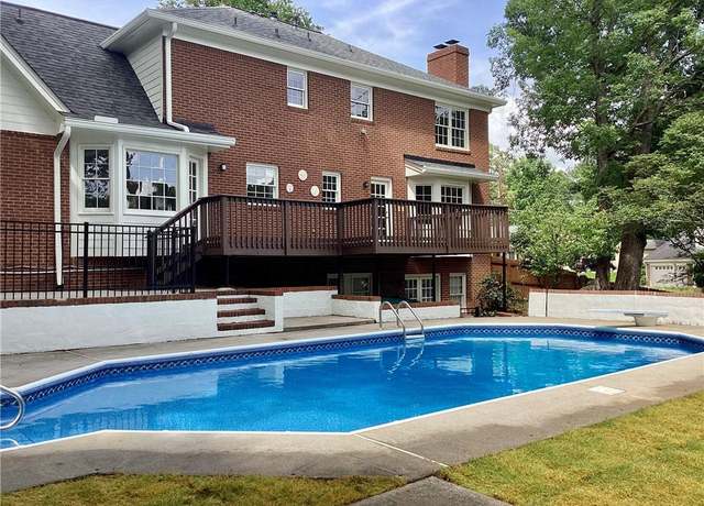 Property at 3243 Northbrook Dr, Atlanta, GA 30341, 4 beds, 3.5 baths