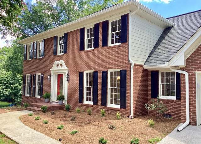 Property at 3243 Northbrook Dr, Atlanta, GA 30341, 4 beds, 3.5 baths