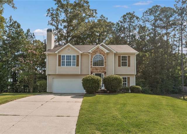 Property at 5960 Castlegate Dr, Douglasville, GA 30135, 4 beds, 3 baths