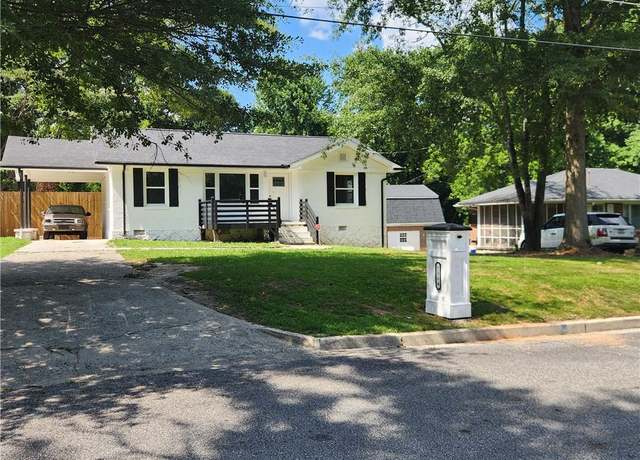 Property at 1064 Helen St, Forest Park, GA 30297, 4 beds, 3 baths