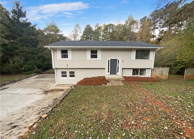 Property at 5876 Poplin Ct, Lithonia, GA 30058, 3 beds, 2.5 baths