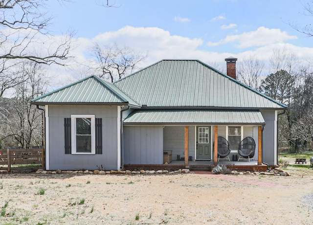Property at 7404 New Calhoun Rd NE, Adairsville, GA 30103, 3 beds, 2 baths