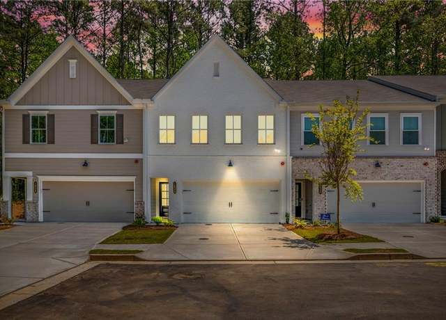 Property at 1624 Ruskin Way, Marietta, GA 30062, 3 beds, 2.5 baths